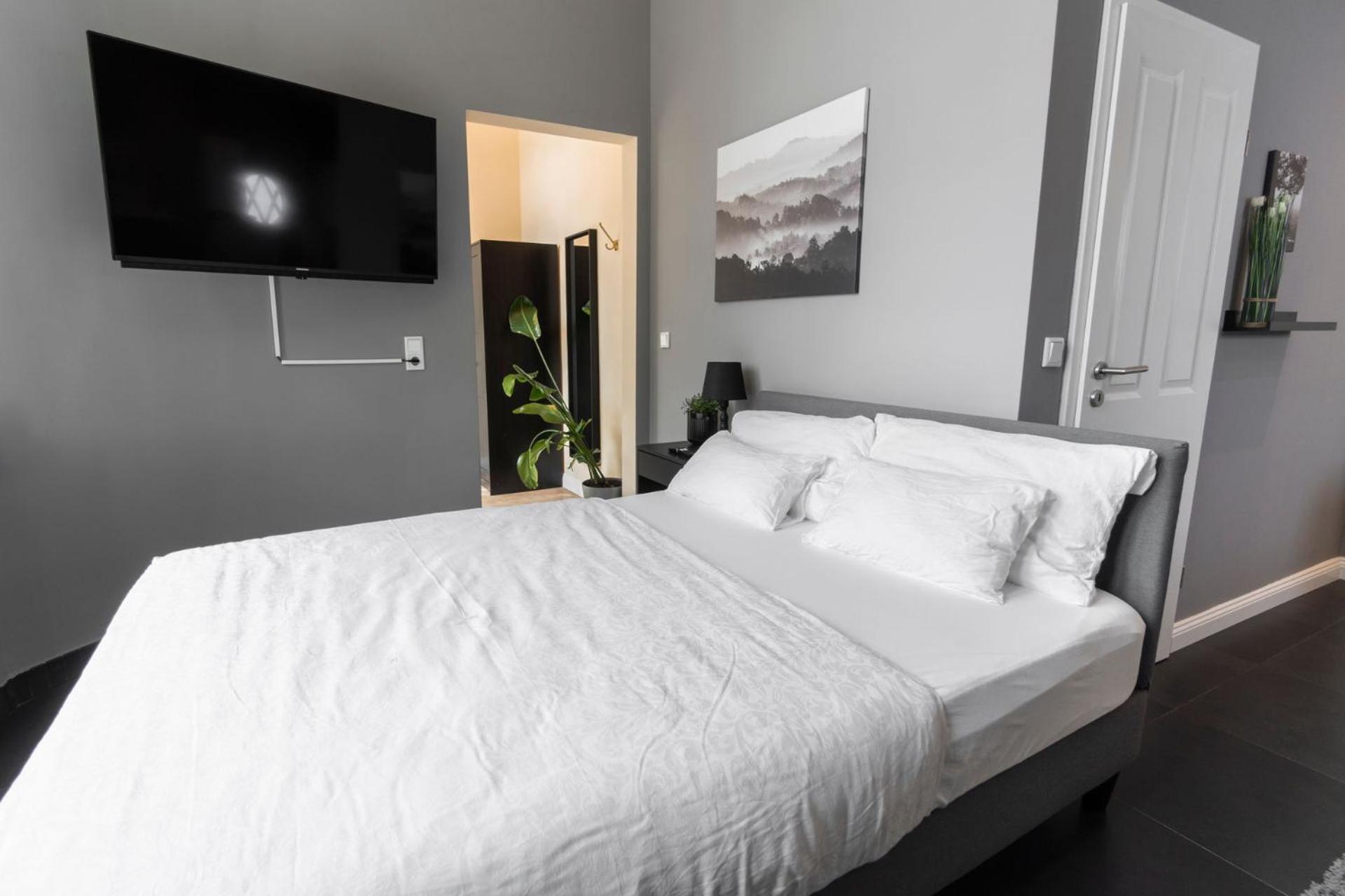 Linnenschmidt Apartment BRE